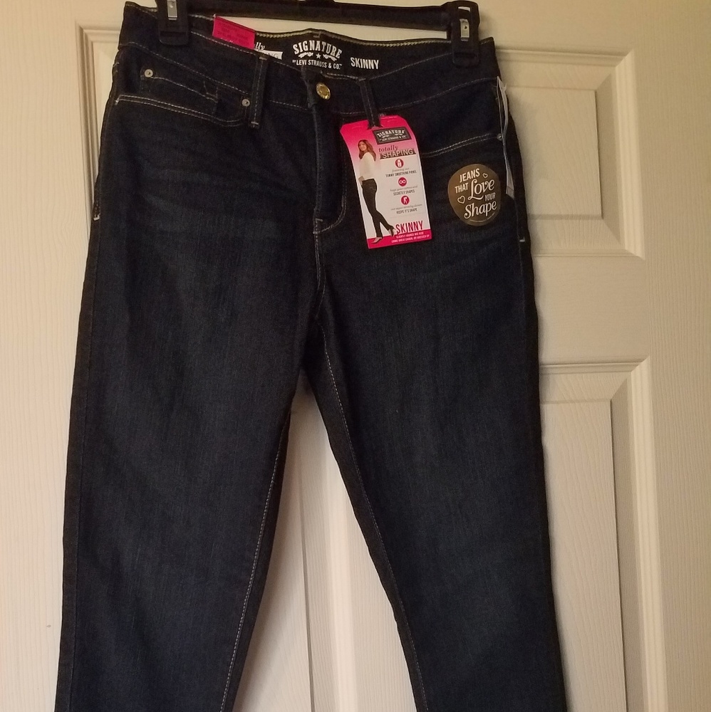 Levi Jean's